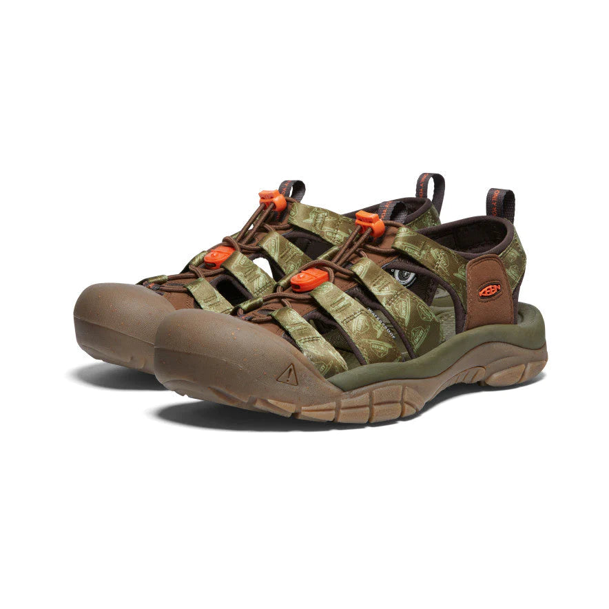 KEEN MEN'S NEWPORT RETRO - SMOKEY BEAR/MILITARY OLIVE