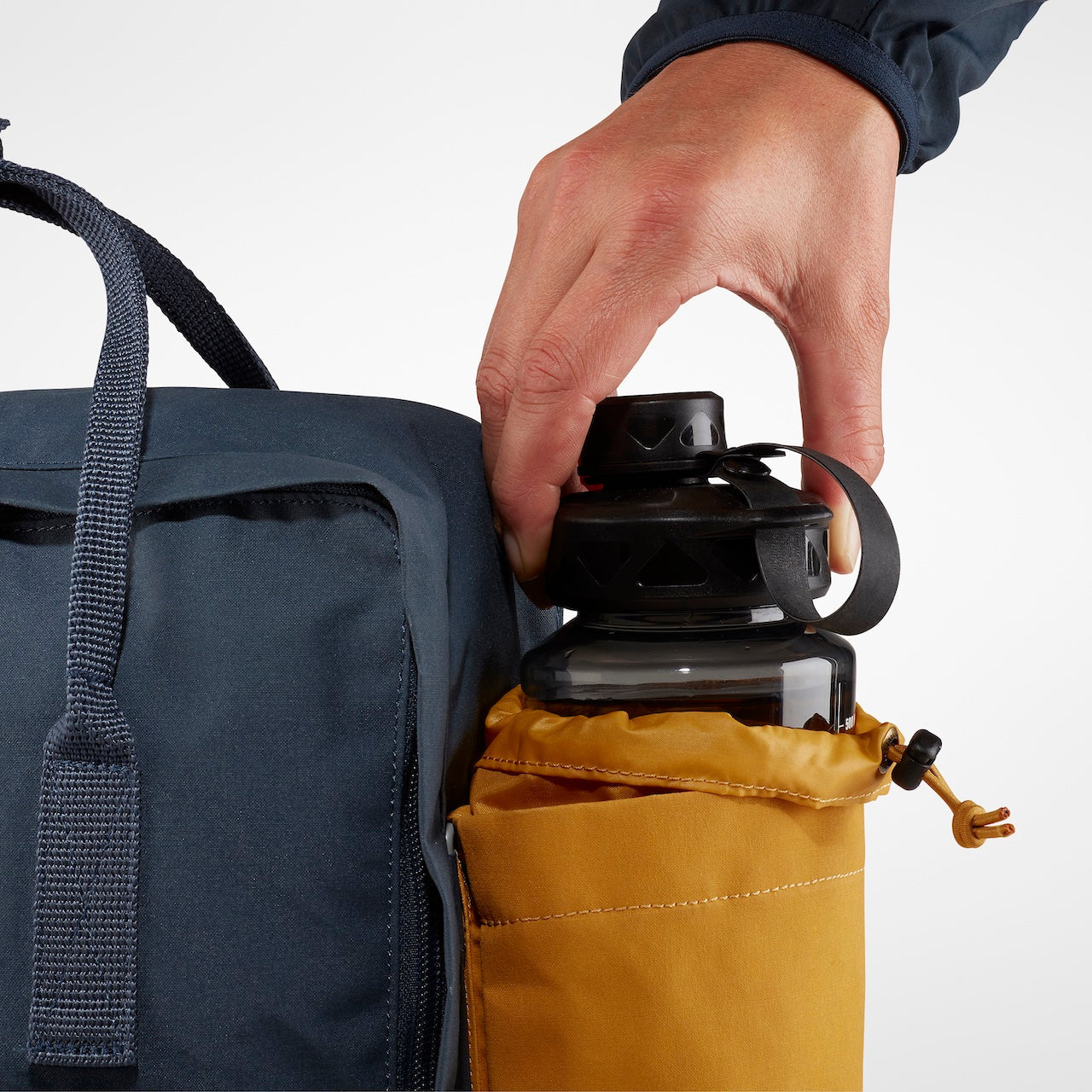 kanken-bottle-pocket