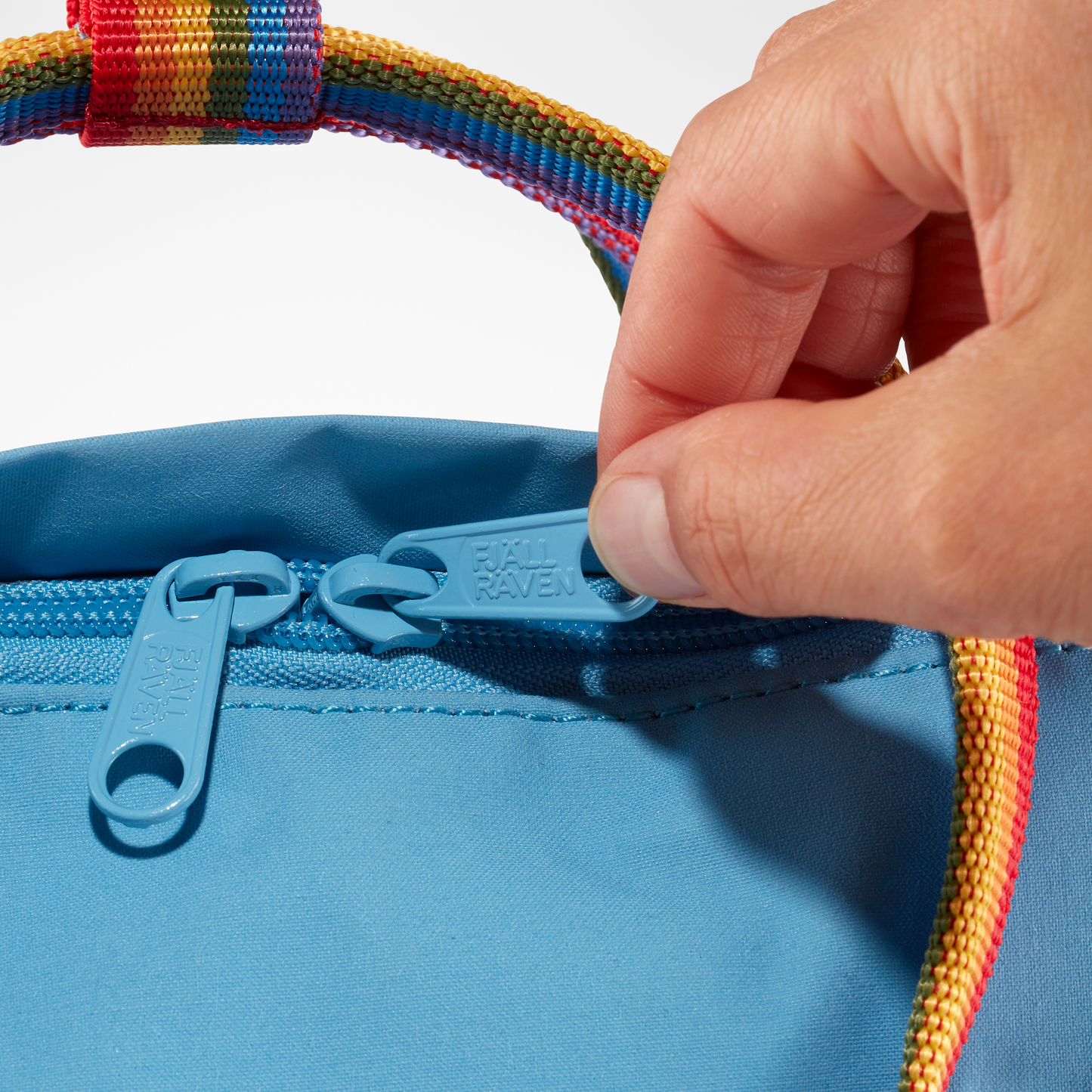 kanken-rainbow-2021