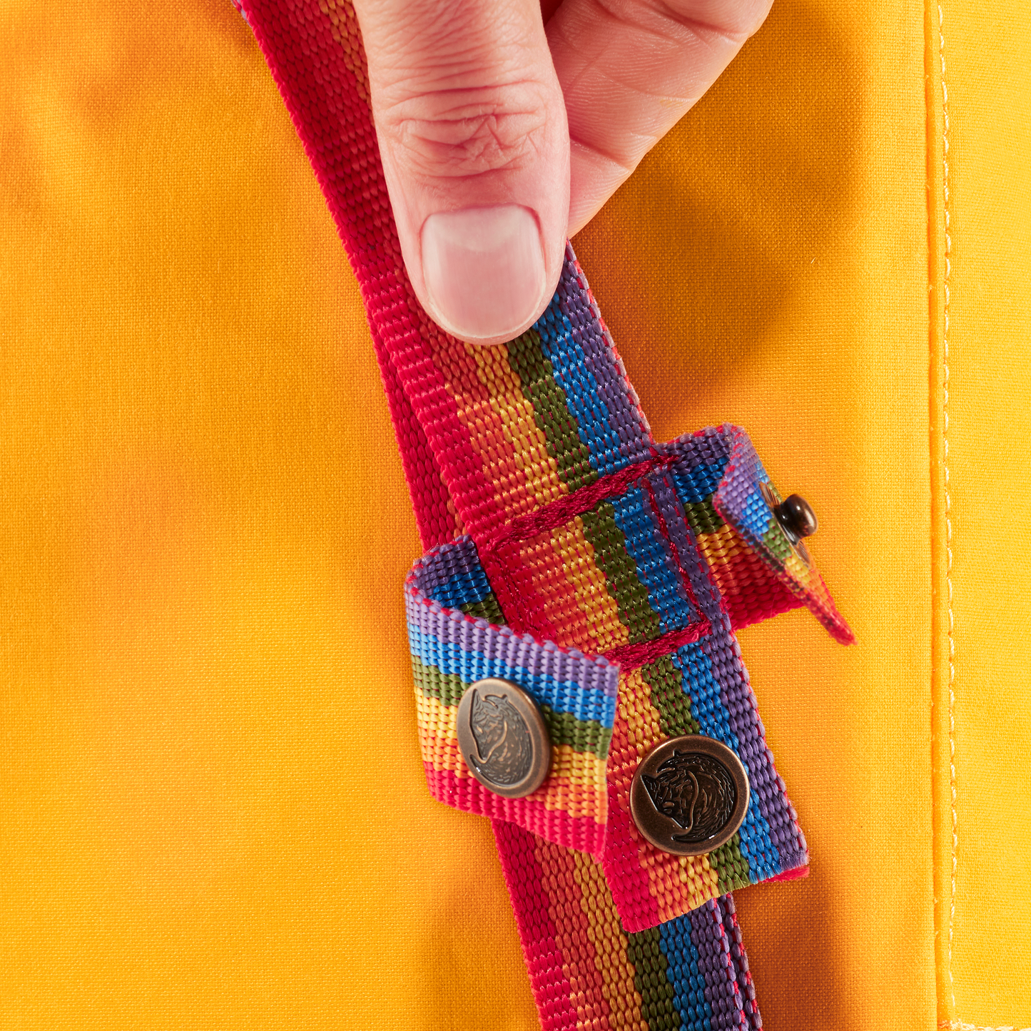 kanken-rainbow-mini