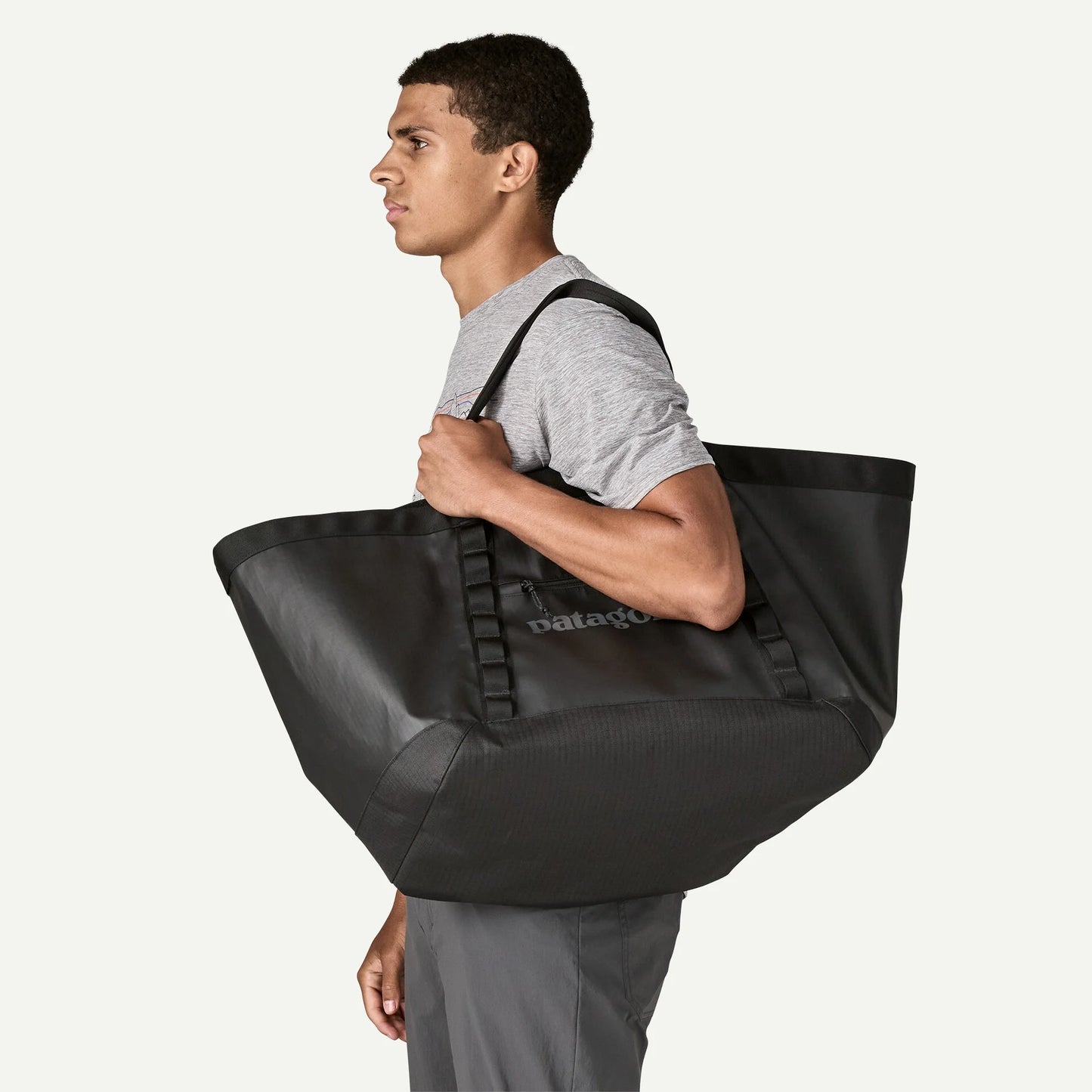 PATAGONIA BLACK HOLE GEAR TOTE - BLACK W/BLACK