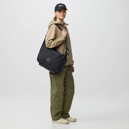 FJÄLLRÄVEN FÄRDEN CROSSBODY COAL BLACK