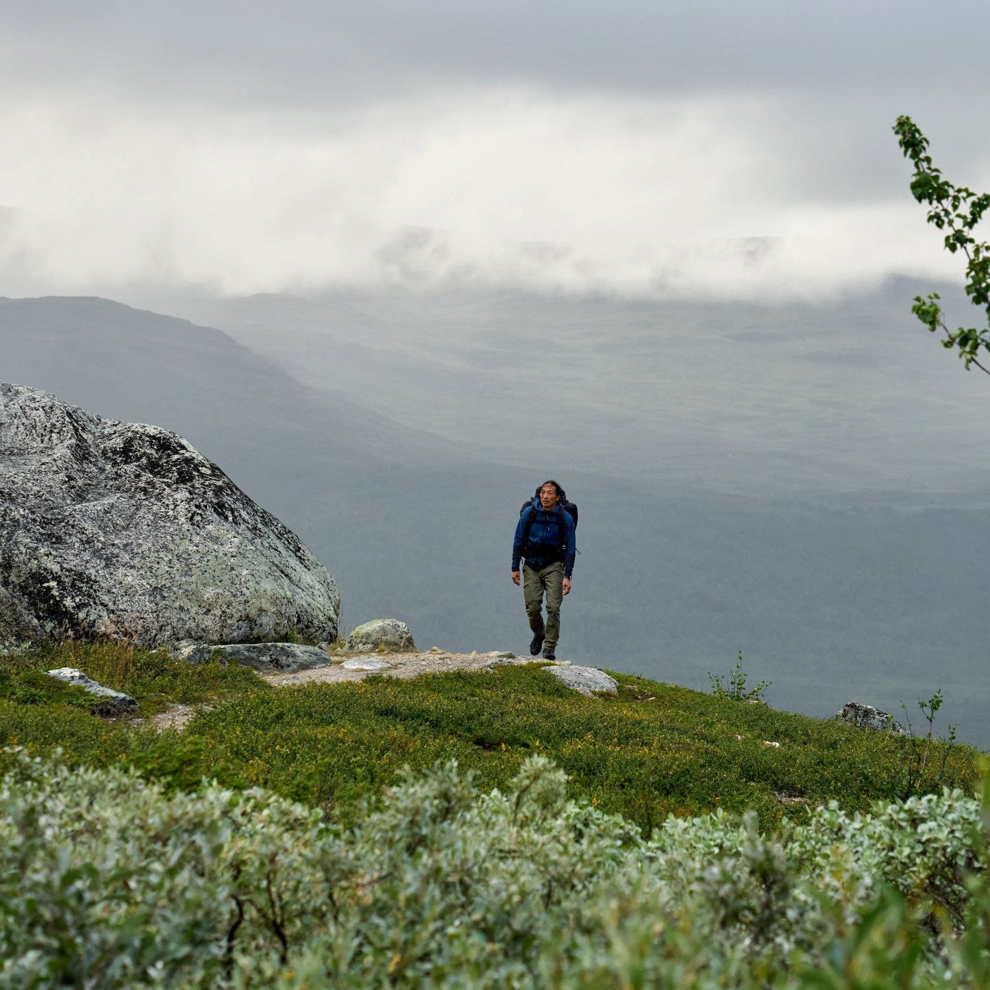 FJÄLLRÄVEN ABISKO HYBRID TRAIL TRS M - SUEDE BROWN
