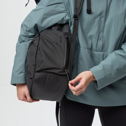 FJÄLLRÄVEN HIGH COAST PRO SHOULDER BAG - FOSSIL