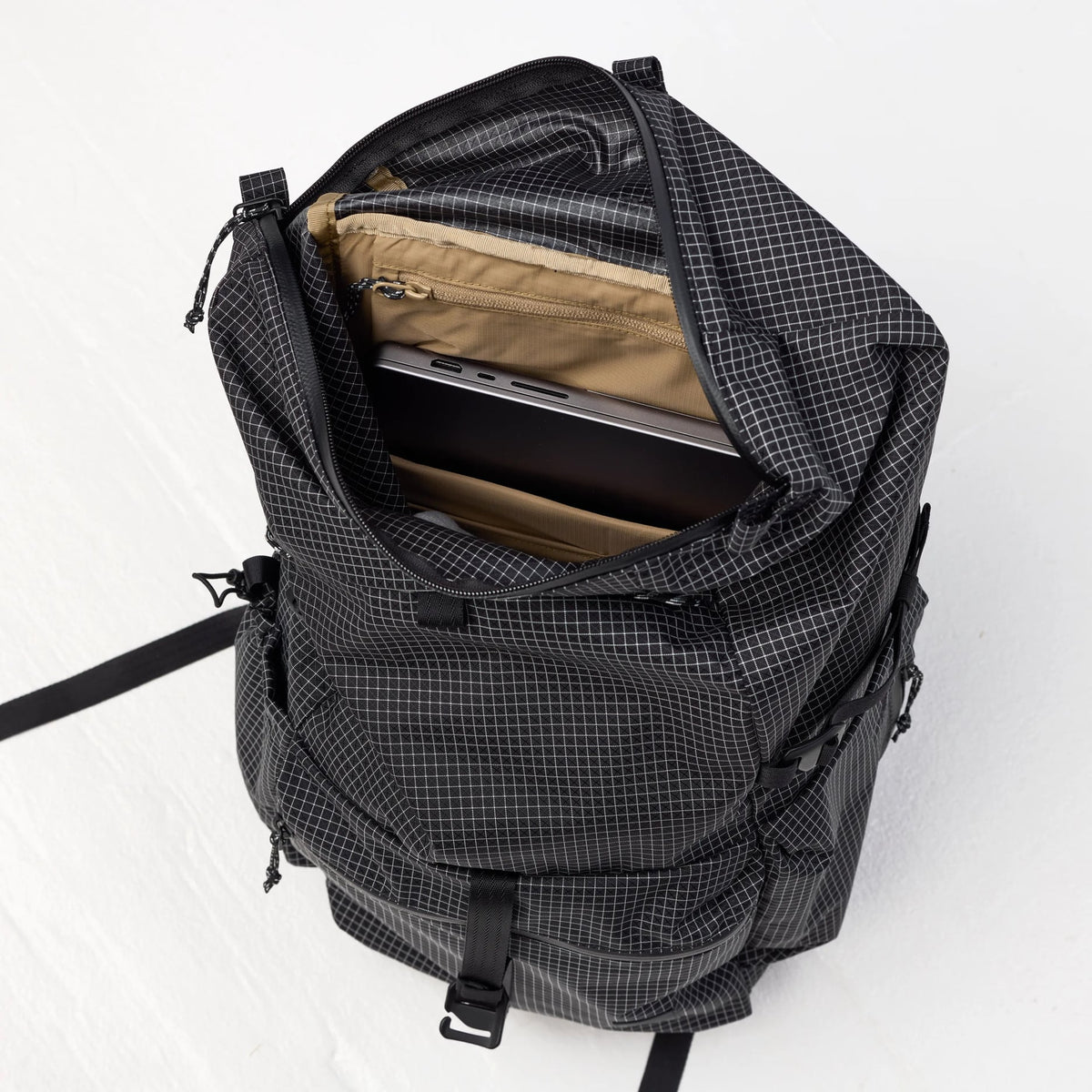 FJÄLLRÄVEN HIGH COAST PRO SHOULDER BAG - FOSSIL