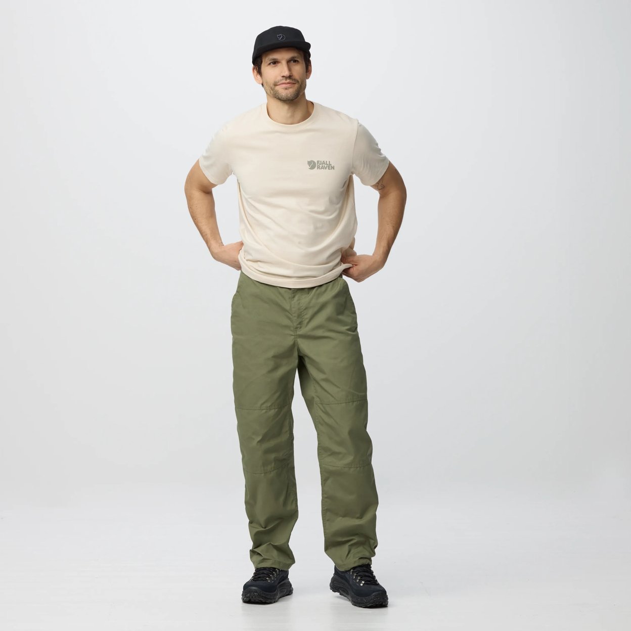 FJÄLLRÄVEN VARDAG RELAXED TROUSERS M - DARK NAVY