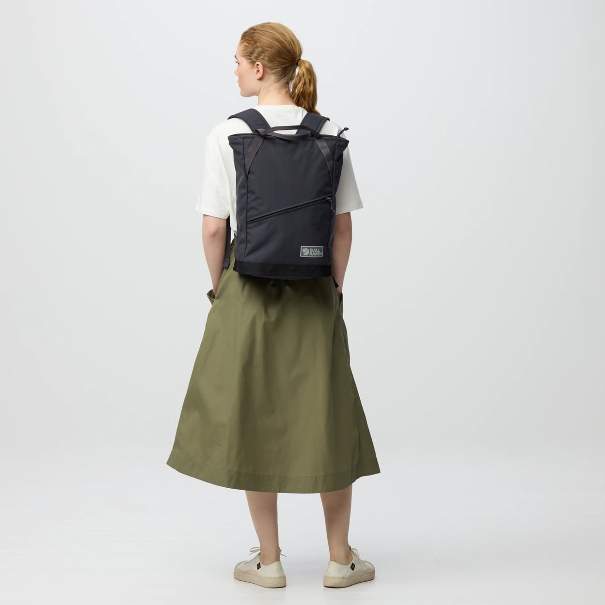 FJÄLLRÄVEN VARDAG TOTEPACK 22 DEEP FOREST