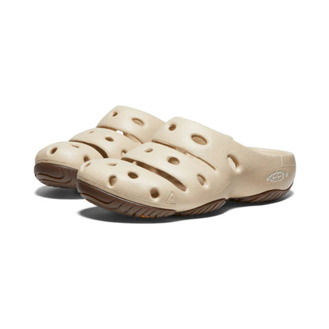 KEEN WOMEN'S YOGUI - SAFARI/SILVER BIRCH